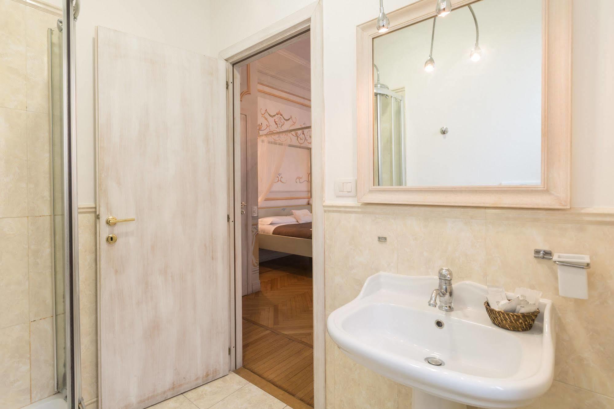 Suites Piazza Del Popolo Řím Exteriér fotografie